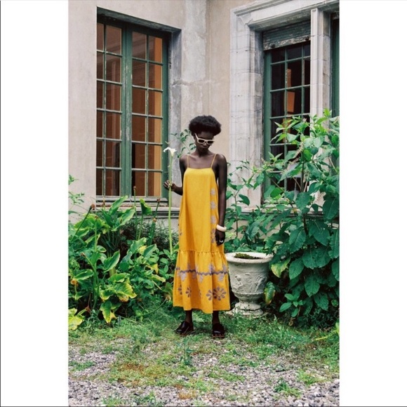 ZARA WOMAN NWT MUSTARD LIMITED EDITION EMBROIDERED DRESS - Picture 2 of 9